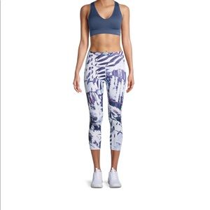 Layer 8 Women’s Active Printed Capri Sz S